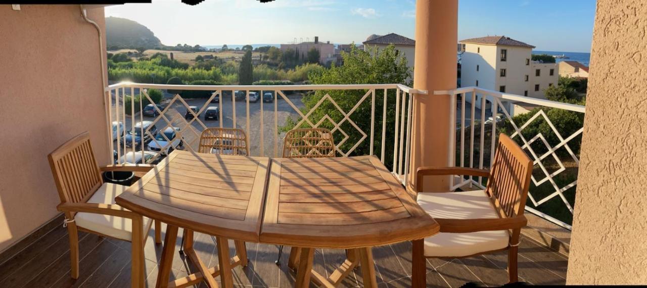 LʼÎle-Rousse Appartement T4 Tres Bien Situe Et Climatise מראה חיצוני תמונה