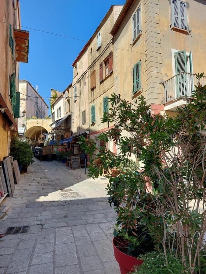 LʼÎle-Rousse Appartement T4 Tres Bien Situe Et Climatise מראה חיצוני תמונה